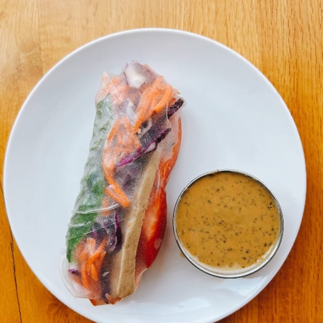 Single Vietnamese Spring Roll w/ Tofu.